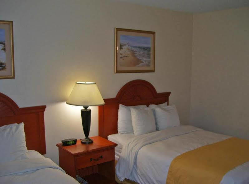 ממפיס Comfort Inn Airport מראה חיצוני תמונה